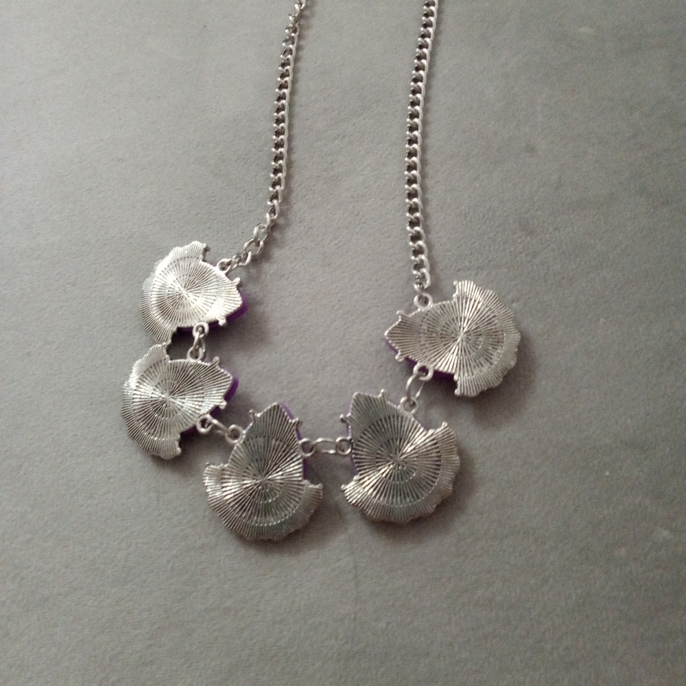 Necklace - Picture 3 of 3